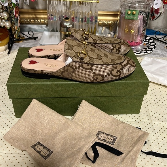 NIB GUCCI Canvas Signature logo   “Princetown” mules Size 38.5 - Picture 8 of 9